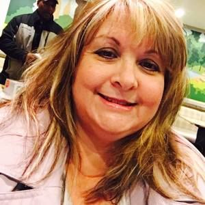 Meet your Posher, Tonya